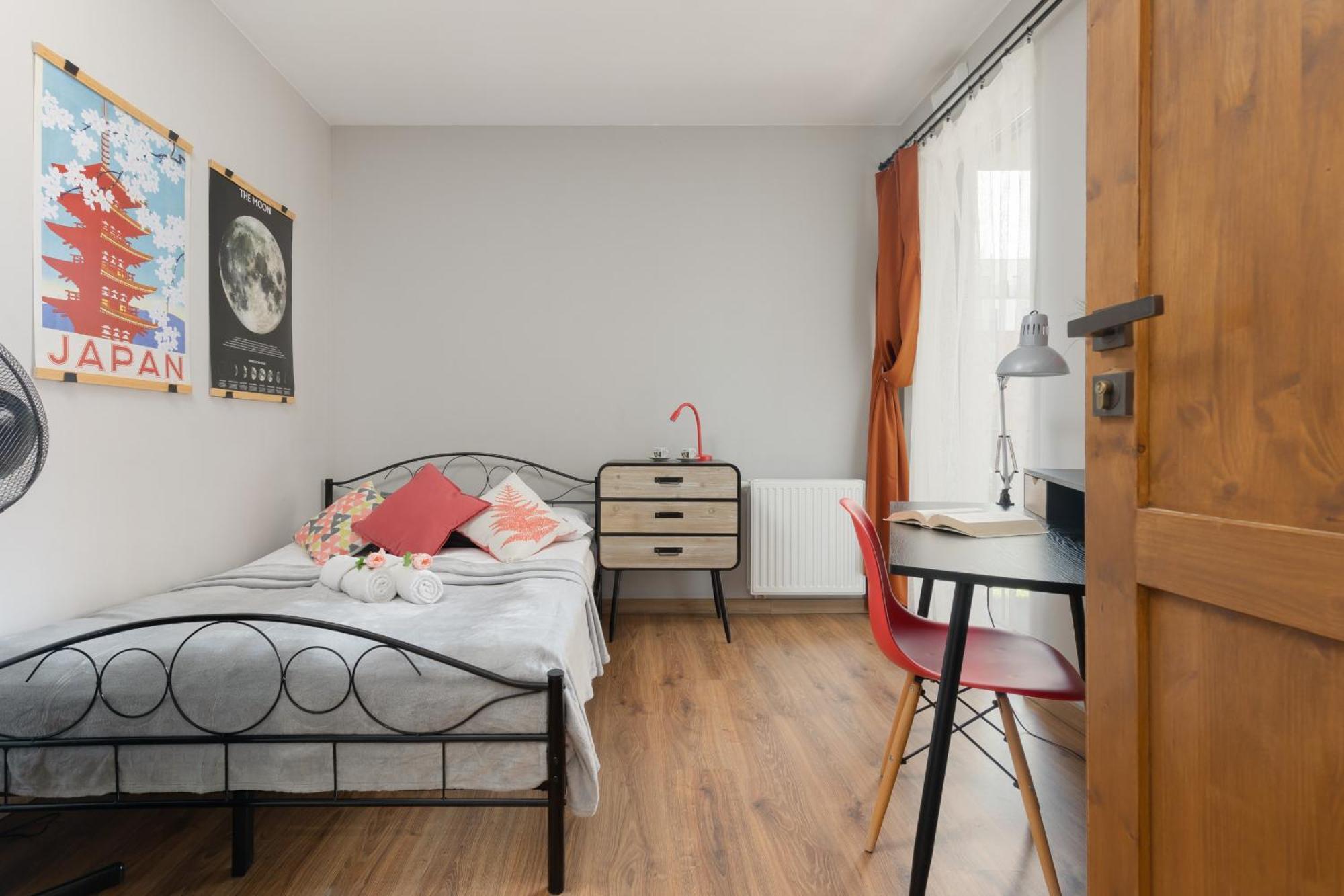 Cozy Three-bedroom Family In By Renters * Warsaw